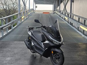 PCX 125 DX TFT. CONNECTIVITY