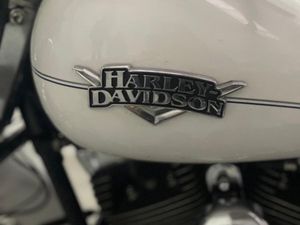 HARLEY-DAVIDSON ROAD KING - 2012