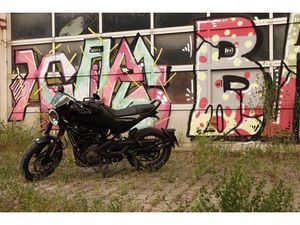 HUSQVARNA SVARTPILEN 401, 23ER MODELL, EZ24