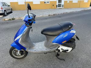PIAGGIO ZIP 50 4T