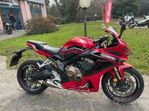 HONDA CBR 650 R