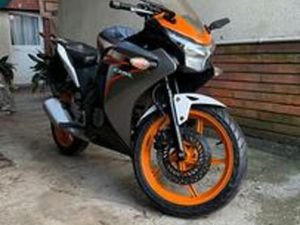 HONDA CBR 125 - 2011 REPSOL