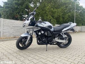 YAMAHA FZ6