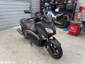 YAMAHA X-MAX