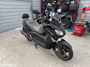 YAMAHA X-MAX
