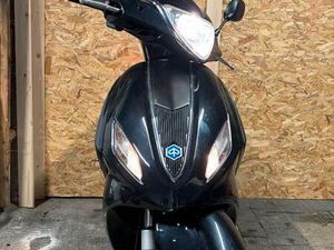 ② PIAGGIO FLY 50 CC 4T 4V