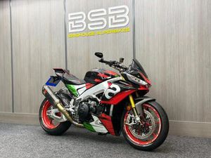 2022 22 APRILIA TUONO 1100 V4 1100 FACTORY EURO 5 - LOW MILES - AKRAPOVIC