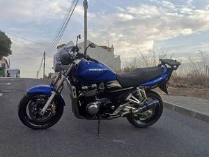 SUZUKI GSX 1400 EM ESTADO IMPECÁVEL MINA DE ÁGUA
