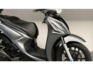 VENDO KYMCO PEOPLE 125I S (2021 - 25) USATA A PARETE (CODICE 9920201) - MOTO.IT