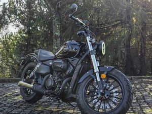 KEEWAY RKV125 125 CC MOTA SANGUEDO