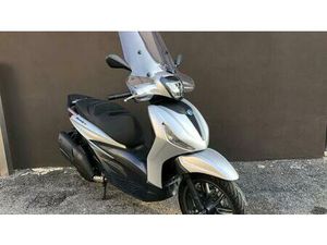 VENDO PIAGGIO BEVERLY 400 ABS-ASR (2021 - 24) USATA A ERBA (CODICE 9920157) - MOTO.IT