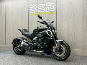 DUCATI DIAVEL V4 1158 DUCATI QUICK SHIFT EURO 5 1158 CC