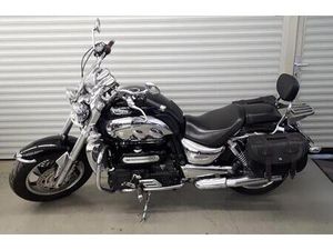 TRIUMPH ROCKET 3
