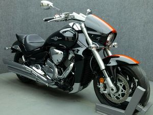 2011 SUZUKI M109R BOULEVARD