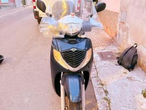 HONDA - SH SCOOPY 125