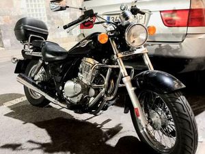 SUZUKI - MARAUDER 250