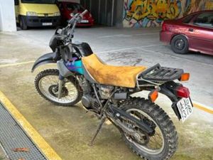 YAMAHA - XT 350