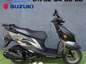 SUZUKI AVENIS 125