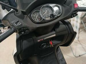 PIAGGIO - EVO X7 300