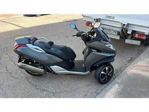 PEUGEOT - METROPOLIS 400