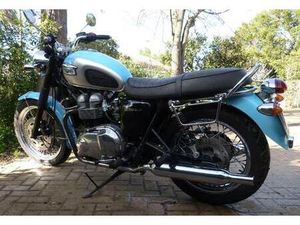TRIUMPH - BONNEVILLE T100