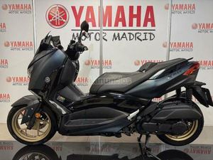 YAMAHA - XMAX 125