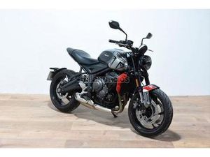 TRIUMPH - TRIDENT 660