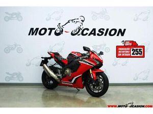 HONDA - CBR 1000 RR FIREBLADE