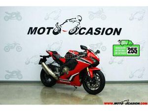 HONDA - CBR 1000 RR FIREBLADE