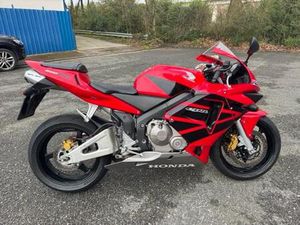 HONDA - CBR 600 RR
