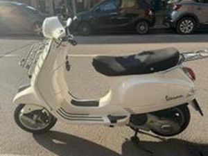 PIAGGIO VESPA 125 LX