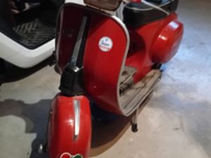SPLENDIDA VESPA 50 SPECIAL