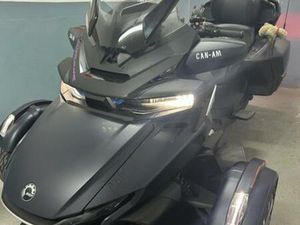 BRP - CAN- AM SPYDER RT SEA TO SKY