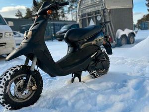 PEUGEOT TRK TREKKER MOTORROLLER SCHWARZ