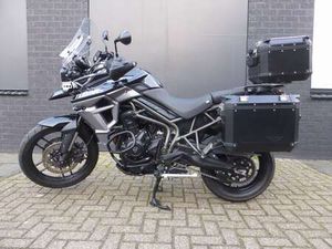TRIUMPH TIGER 800 XRX ABS HELE MOOIE COMPLETE TIGER 800 XRX ZWART