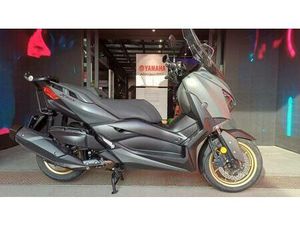 VENDO YAMAHA X-MAX 400 ABS (2017 - 20) USATA A FIRENZE (CODICE 9920826) - MOTO.IT