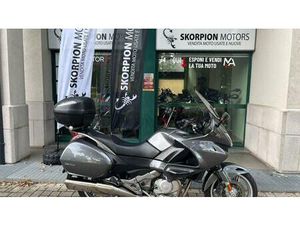 VENDO HONDA DEAUVILLE 700 ABS USATA A CESANO MADERNO (CODICE 9920816) - MOTO.IT