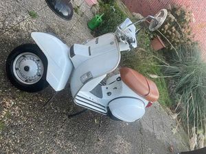 VESPA PX200E LUSSO (TÜV 04/26)