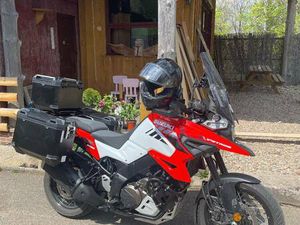 SUZUKI V-STROM 1050 XT