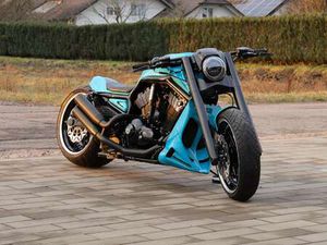 HARLEY-DAVIDSON VRSC NIGHT ROD