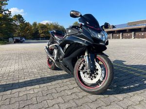 SUZUKI GSX-R 600 GSXR L0