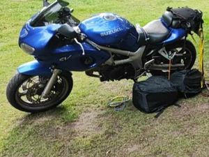 SUZUKI SV650S AN BASTLER