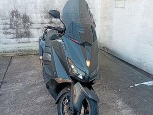 YAMAHA T MAX530