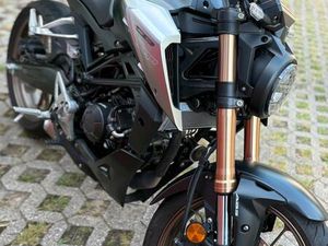 HONDA CB125R NUR 3989 KM