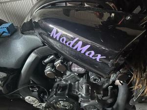 ② YAMAHA VMAX 1700 CC