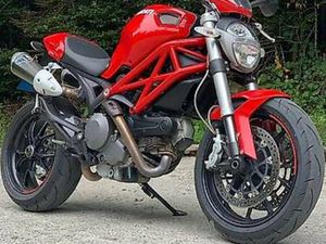 DUCATI MONSTER 600-796