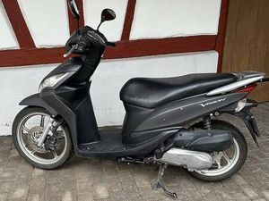 HONDA VISION, 8000 KM CANTON ZURICH -