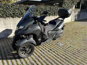 YAMAHA TRICITY 300 CANTON TESSIN -