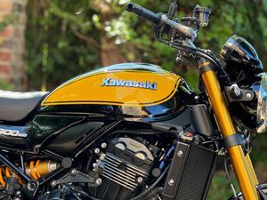 KAWASAKI Z900 RS SE