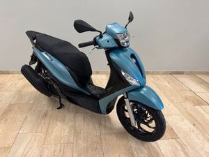 PIAGGIO MEDLEY 125 E5+ SPORT - INCL.TOPCASE